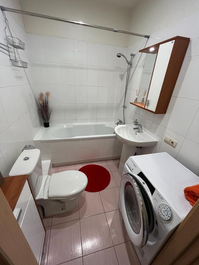 Lovely Apartments In Imanta With Free Parking Рига Екстериор снимка